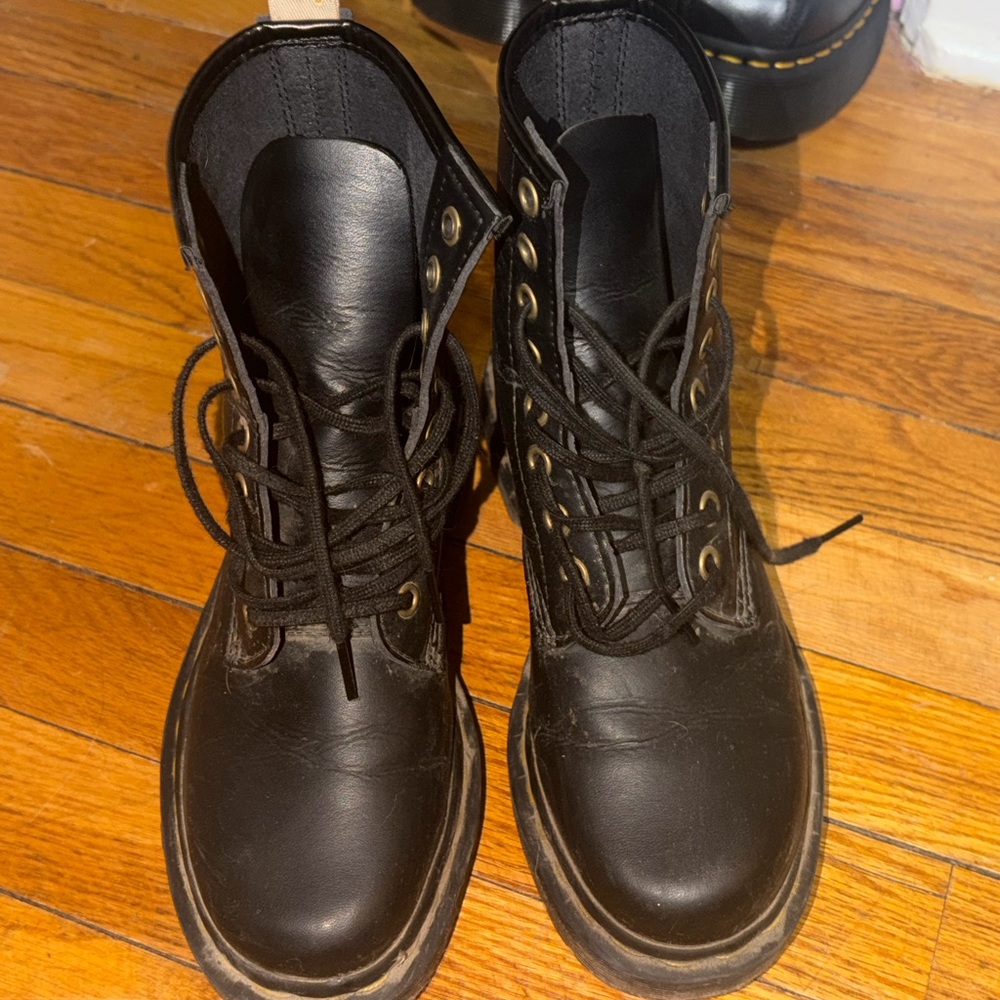 Jadon Doc Martens